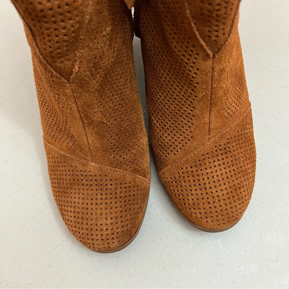 Toms brown suede